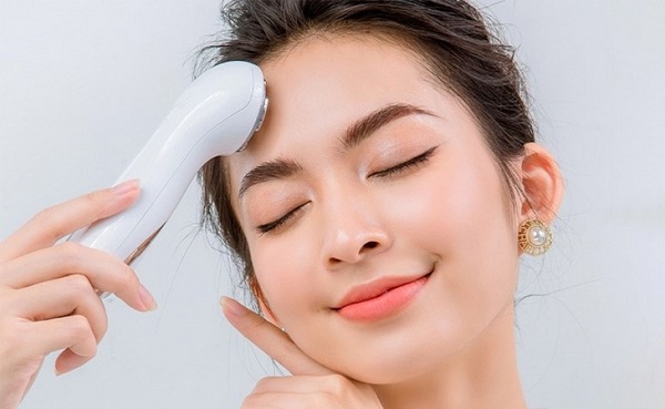 Nâng cơ, trẻ hóa da với dòng điện sinh học