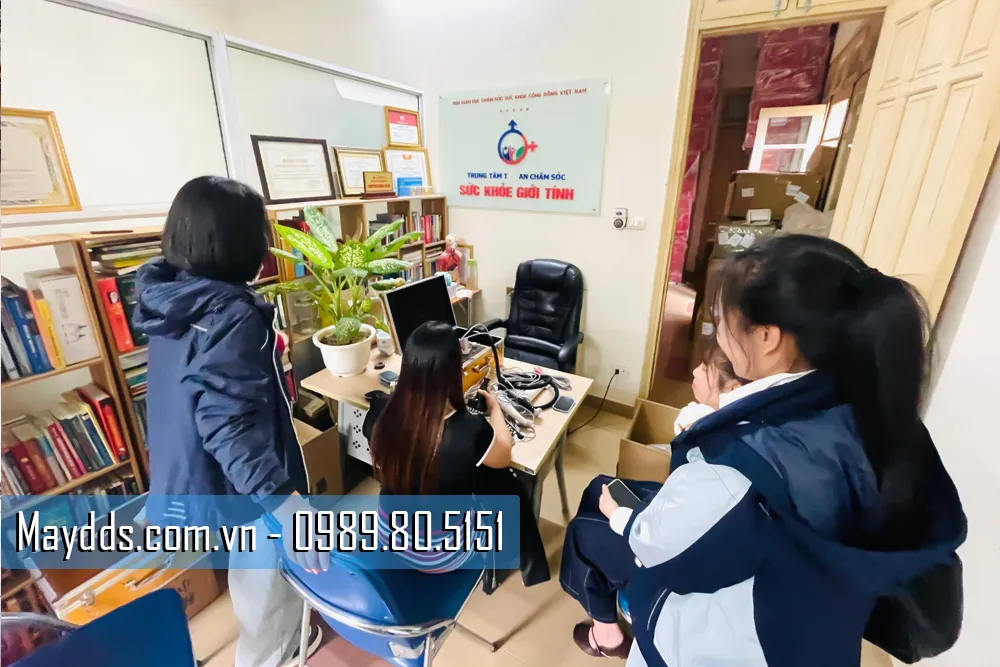 Khách hàng ở Bắc Ninh đến trải nghiệm máy DDS9