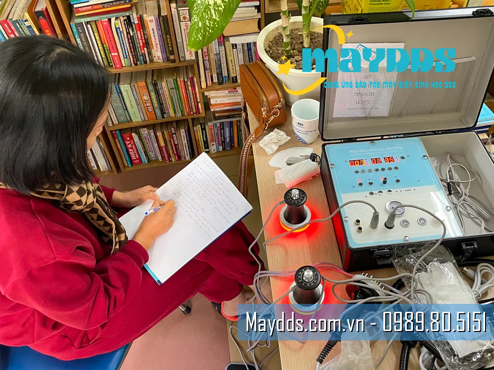 Chị Hiền Thương ghi chép tỉ mỉ về cách ứng dụng từng chức năng